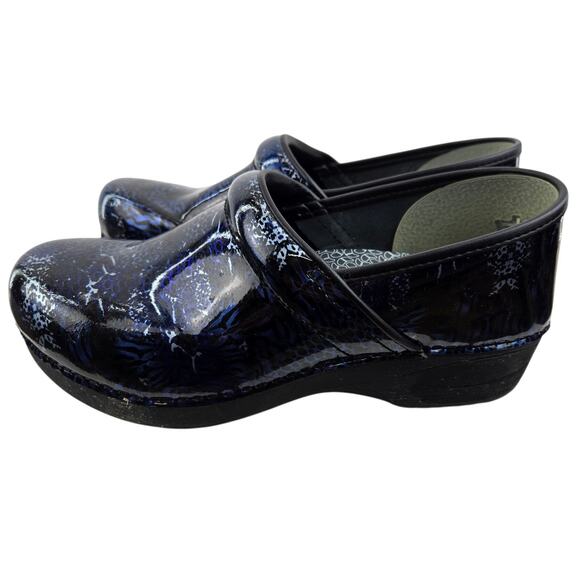 Dansko XP 2.0 Clogs Womens 10.5 11 41 Patent Leather Blue Black Silver Pattern - Picture 6 of 12